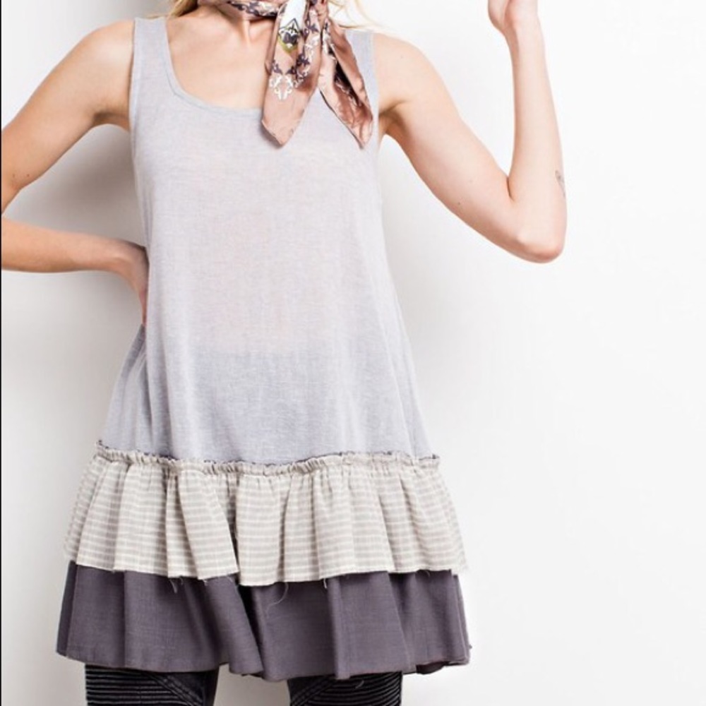 Sleeveless Ruffled Tunic in Grey NWT